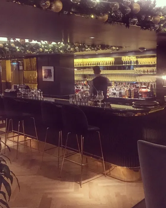 The bar at The Athenaeum Hotel in Mayfair, decorated for Christmas